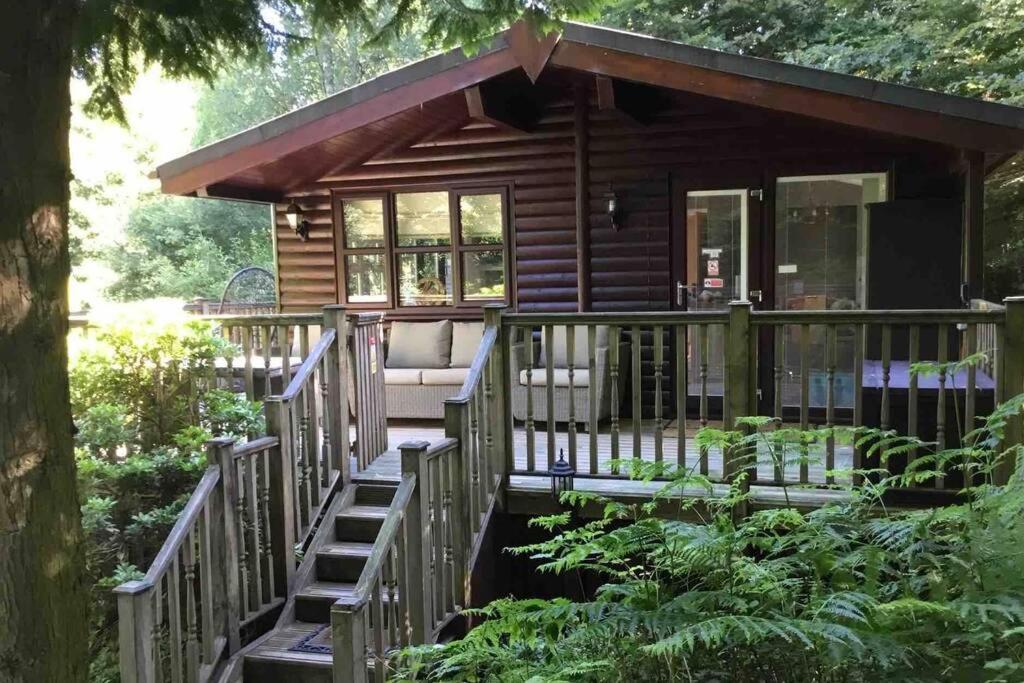Mistletoe One Luxury Lodge With Hot Tub Windermere Esterno foto
