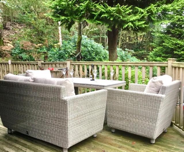 Mistletoe One Luxury Lodge With Hot Tub Windermere Esterno foto