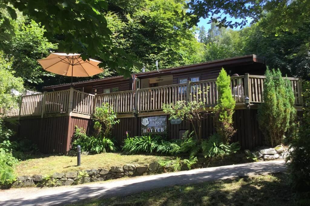Mistletoe One Luxury Lodge With Hot Tub Windermere Esterno foto