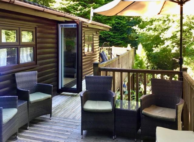 Mistletoe One Luxury Lodge With Hot Tub Windermere Esterno foto